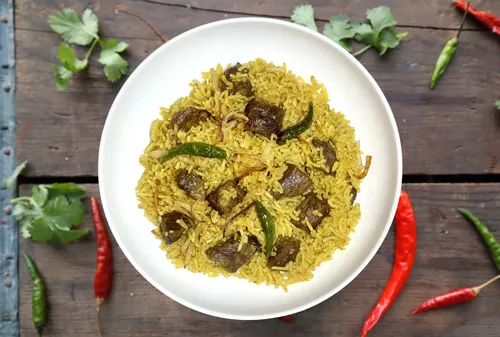 Beef Tehari (Fragrant Rice With Curried Halal Beef)