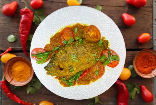 Fish Vuna With Tomato Gravy